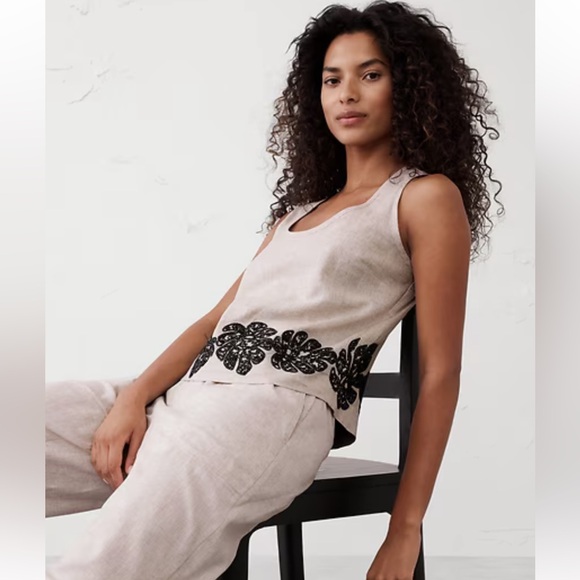 Banana republic factory linen blend embroidered scoop neck boxy sleeveless top - Picture 2 of 10